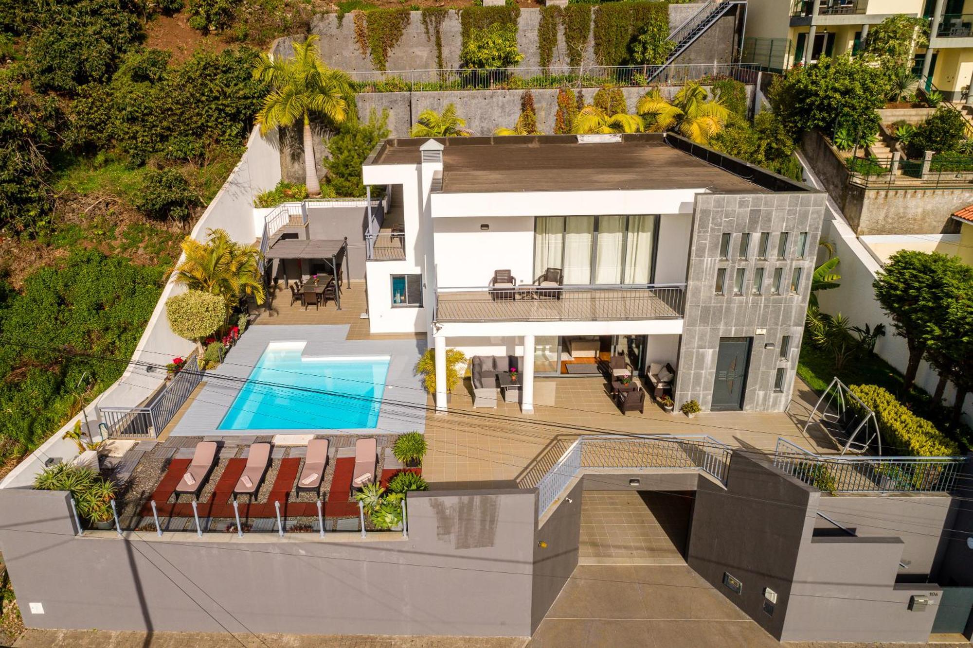 Villa Nunes, Big Holiday House With Private Pool 칼례타 외부 사진