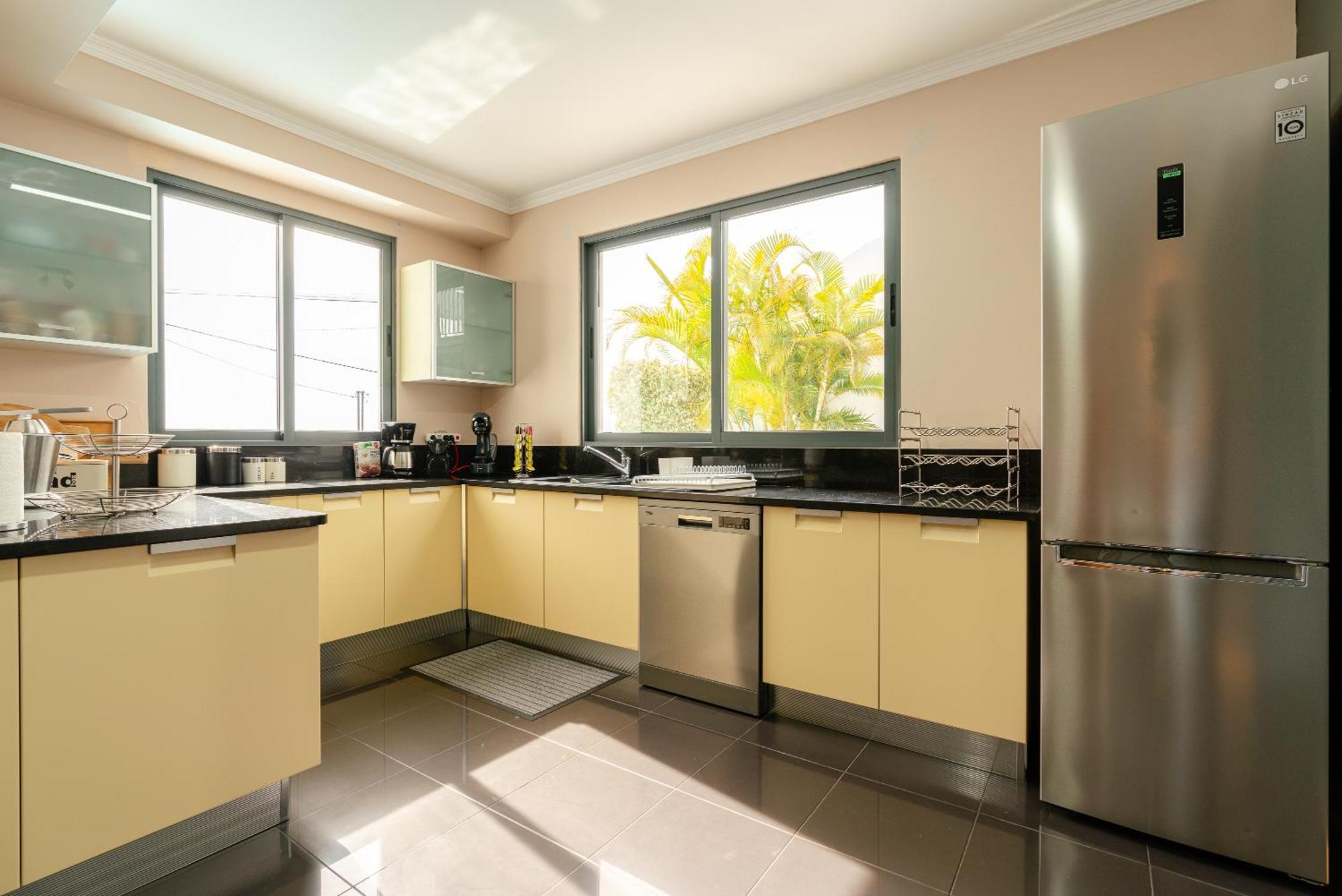 Villa Nunes, Big Holiday House With Private Pool 칼례타 외부 사진